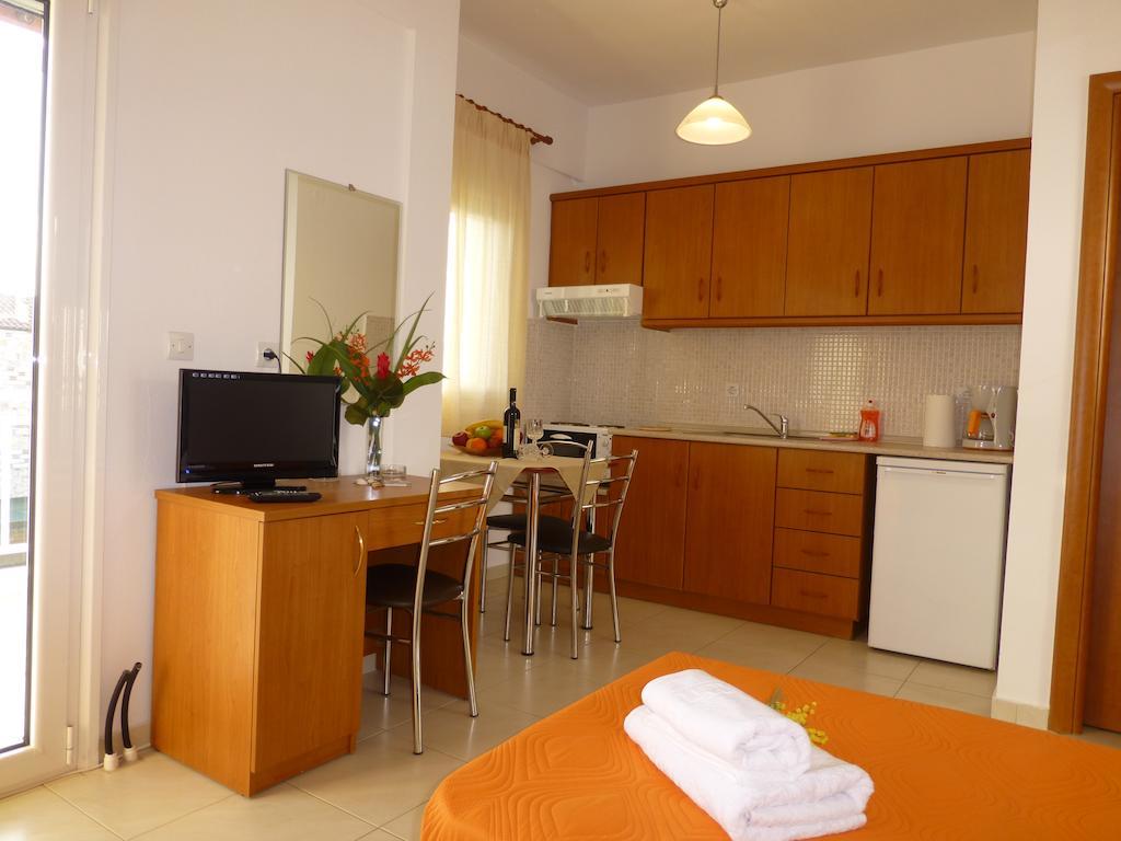 Pavloudis Apartments Psakoudia Zimmer foto